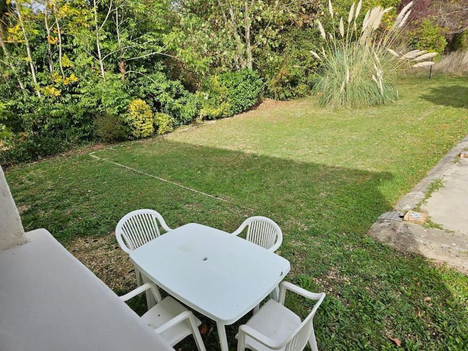 Maison Retour Vers Le Futur - 2 Chambres / Jardin Marmagne  Εξωτερικό φωτογραφία